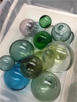 TOTE OF SMALL GLASS FLOATS