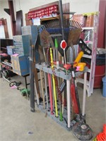 1 lot of yard tools: rakes, shovels, hoe, buffer,