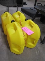 4- 5gal yellow plastic diesel fuel cans