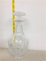 crystal decantor with stopper