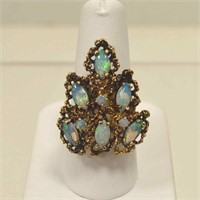 Estate 14kt yellow gold opal ring