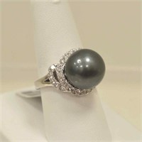 14kt white gold Tahitian pearl and diamond ring