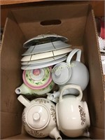 BOX TEAPOTS & COLLECTIBLE DISHES