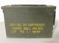 Vtg 250 Caliber Metal Ammo Box - 3.5" x 10" x 7"