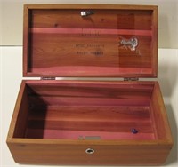 9x5x3" Wood Box w/ Key - Lane Cedar