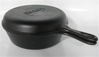 Lodge 8CF Covered Cast Iron Pan - 10.5" Diameter