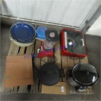 Fry pans, slow cooker, cooks companion, blender