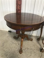 Round table w/ drawers, claw feet