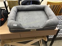 Friends Forever Pet Bed