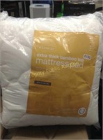 eLuxury Extra Thick Bamboo Mattress Pad Queen $120