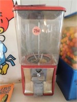 Parkway Machine Corp. bubblegum/toy machine