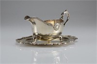 English silver gravy boat w/ underplate