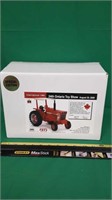 24TH ONTARIO TOY SHOW INTERANTIONAL 1066 TRACTOR