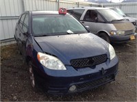 2004 Toyota Matrix Base