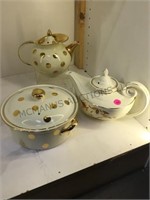 VINTAGE HALL POTTERY COVERED CASSEROLE & TEAPOTS