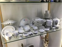 APPROX. 118 PIECE SET OF "WOODDALE "BAVARIAN CHINA