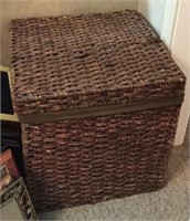 Wicker Storage Cube with Liner