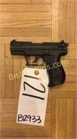 WALTHER P22 in 22LR