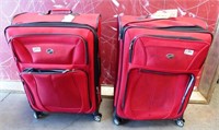 11 - SET OF RED LUGGAGE