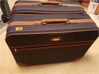 3 PC JAGUAR LUGGAGE SET IN GREAT CONDTION!