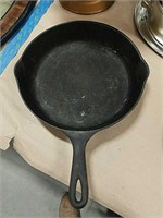 Wagner ware cast iron skillet