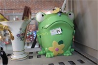 FROG PLANTER