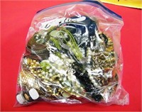 11 - 4 LBS OF ESTATE COSTUME JEWELRY CC