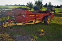 New Holland 520 Manure Spreader