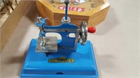 KAYanEE Sew master Kids sewing machine