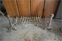 Andirons and fireplace grate