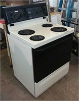 Working older model Hotpoint 30" stove