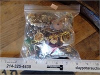Bag of Assorted Jewelry 9