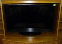 SAMSUNG 48" SMART TELEVISION WITH REMOTE