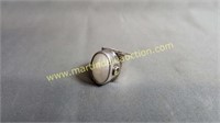 Sterling Silver Mother Of Pearl Ring Size 7