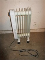 Holmes Oil Filled Radiator Style Electric Heater