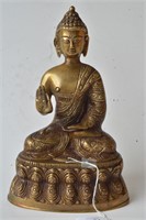 Sino-Tibetan gilt bronze figure of Buddha