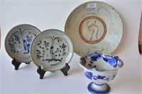 4 various blue & white ceramic items