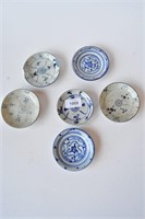 6 assorted blue and white soy dishes