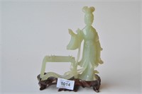 Pale celadon jade carving of a maiden