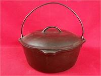 No. 8 Lodge Cast Iron Bean Pot