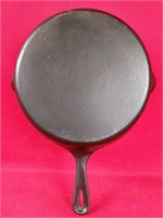 No. 10 Wagner Cast Iron Skillet