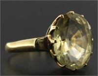18kt Gold Oval 10.49 ct Yellow Topaz Solitaire