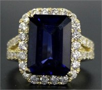 14kt Gold 10.87 ct Sapphire & Diamond Ring