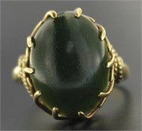 10kt Gold Antique Cabochon Jade Dinner Ring