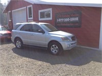 2005 KIA SORENTO LX