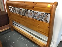 Queen size pine bed