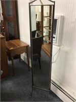 Dressing mirror in metal frame