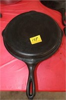 WAGNER WARE SKILLET WITH LID