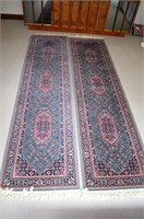2 Oriental rugs matching runners 9.3' x 2.2'