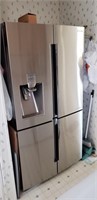 Stainless Steel Side by Side Refrigerator Freezer